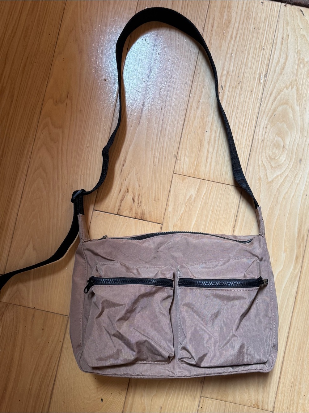 BAGGU Crossbody Bag in Tan with Black Strap